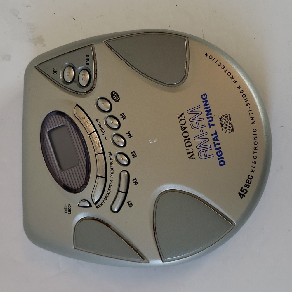 Audiovox Portable CD Player & AM/FM Vintage